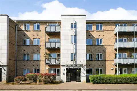 75 Westend Village, Blanchardstown, Dublin 15, D15 H562