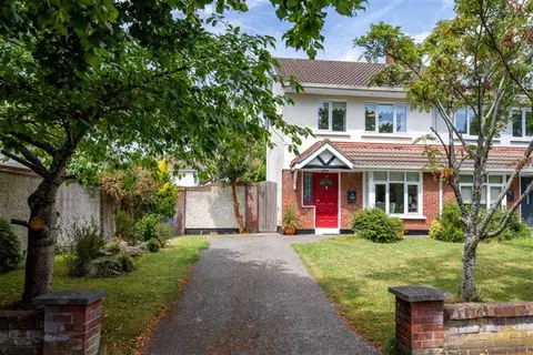 33 Glencairn Lawn, The Gallops, Leopardstown, Dublin 18