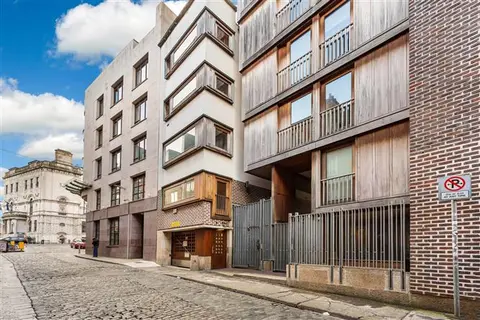 13 The Wooden Building, Exchange Street Upper, Temple Bar, Dublin 8