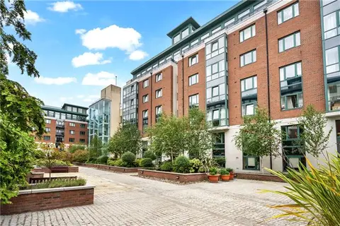 67 Adelaide Square, Whitefriar Square, Dublin 8