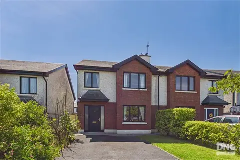 30 Beechlawn Heights, Ballinasloe, County Galway